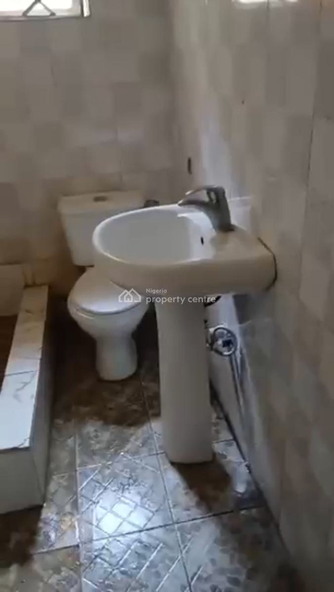 Very Decent & Spacious 3-bedroom Upstairs Flat, Soluyi, Gbagada, Lagos, Flat / Apartment for Rent