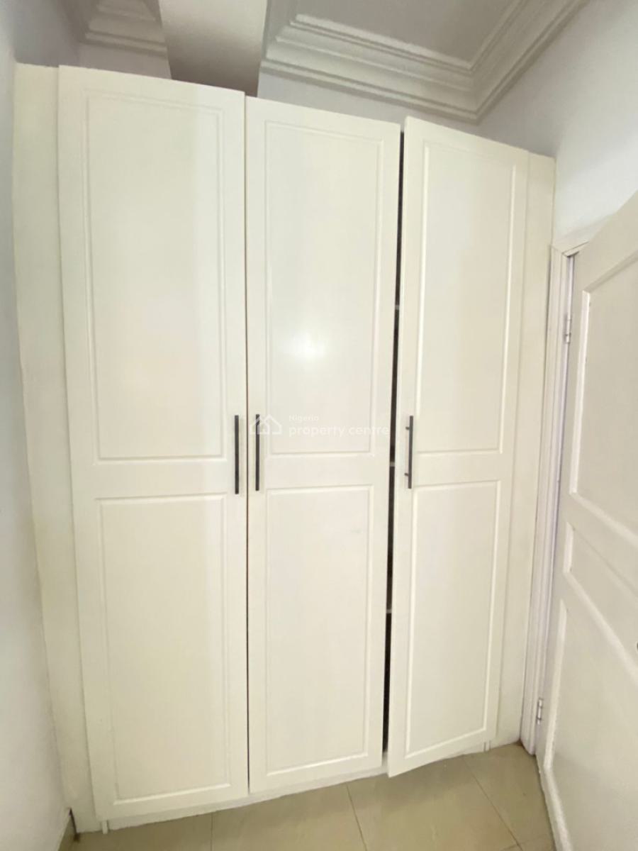 Lovely 3 Bedrooms Apartment, Lekki Phase 1, Lekki, Lagos, Flat / Apartment for Rent