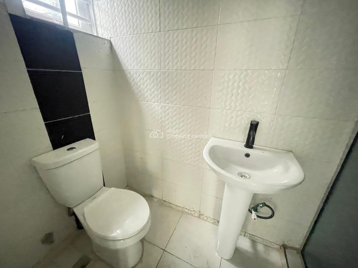 Luxury 2 Bedroom Apartment, Osapa, Lekki, Lagos, Flat / Apartment for Rent
