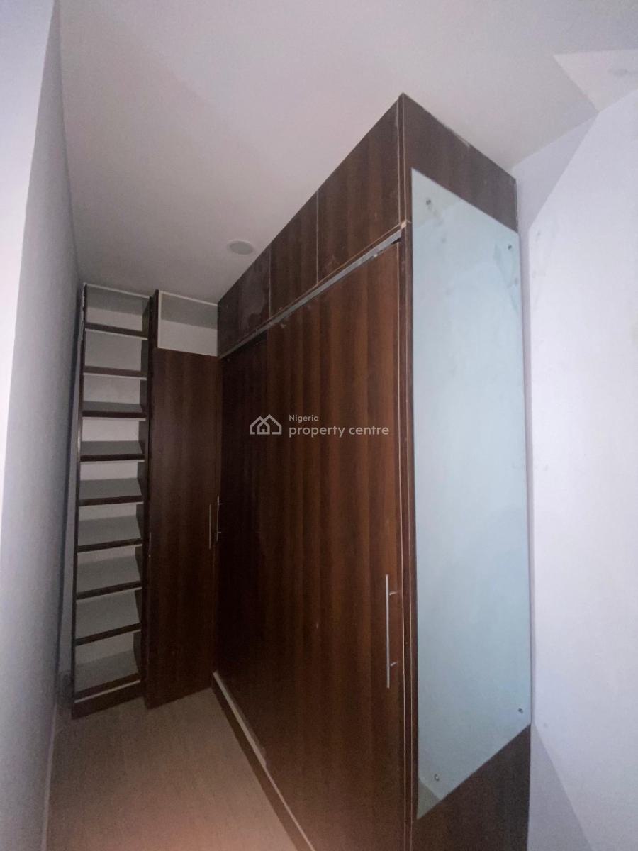 4 Bedroom Terrace Detached Duplex with a Room Bq, Ikota, Lekki, Lagos, Terraced Duplex for Sale