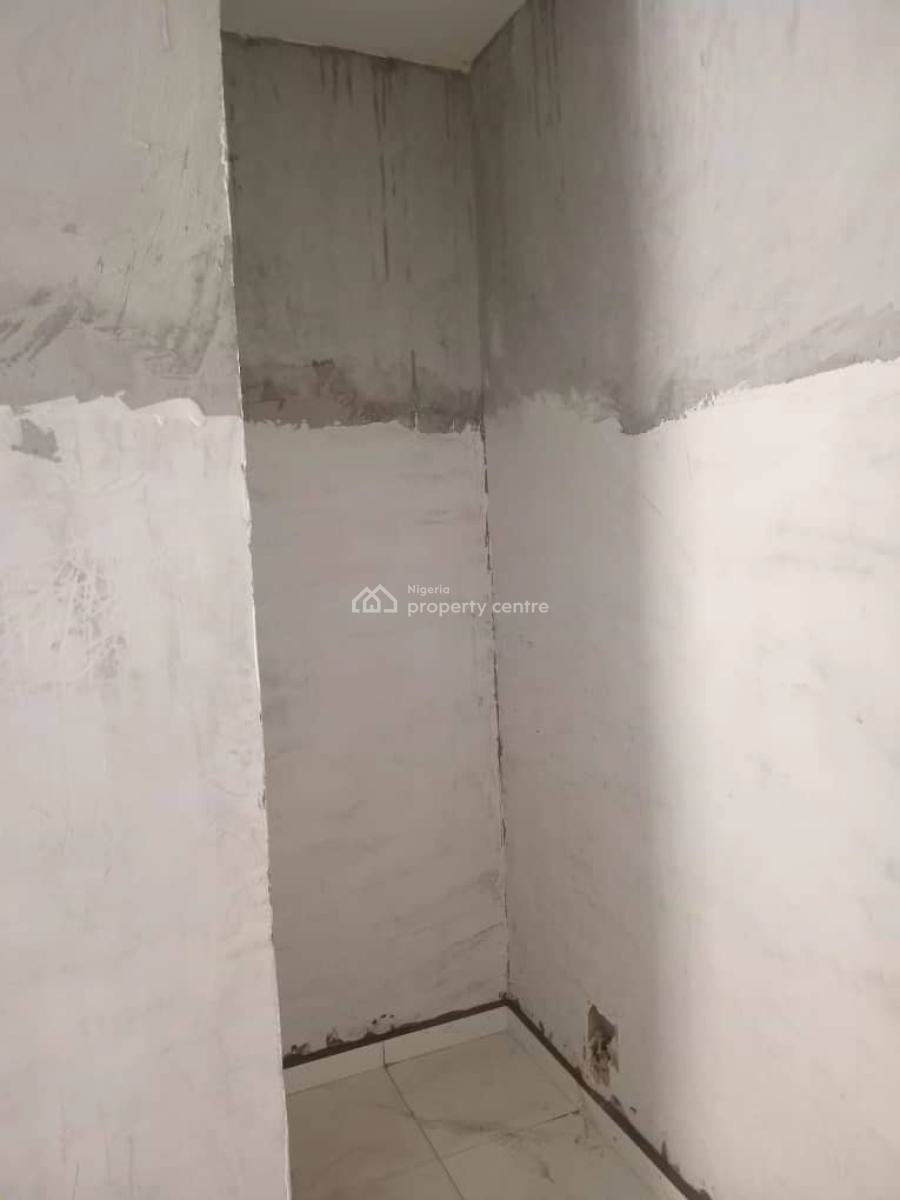 One Bedroom Flat Available, Opposite Lekki Gardens Phase 2 Abraham Adesanya, Ajah, Lagos, Block of Flats for Sale