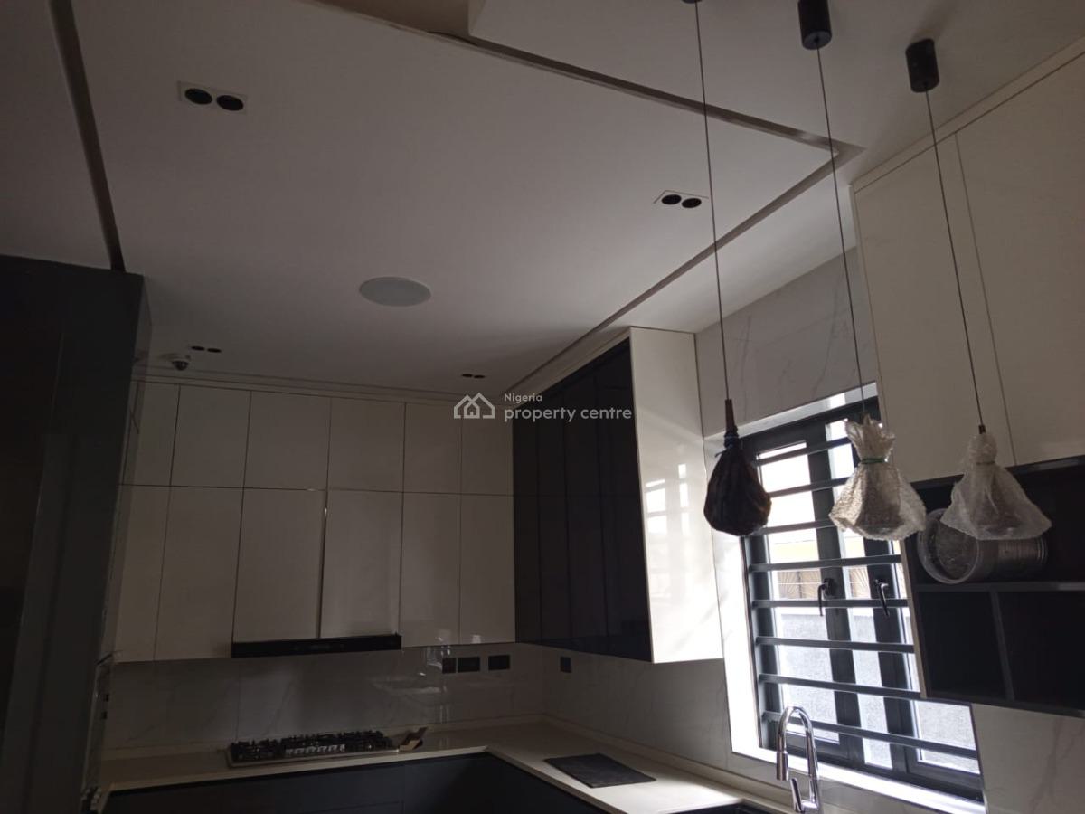 Luxuriously Built 5-bedroom Fully Detached Duplex , a Cinema Room with, Adeniyi Jones Ikeja, Ikeja, Lagos, Detached Duplex for Sale