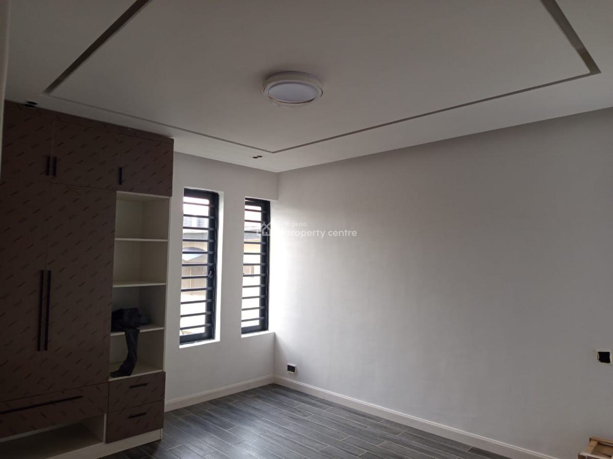 Luxuriously Built 5-bedroom Fully Detached Duplex , a Cinema Room with, Adeniyi Jones Ikeja, Ikeja, Lagos, Detached Duplex for Sale