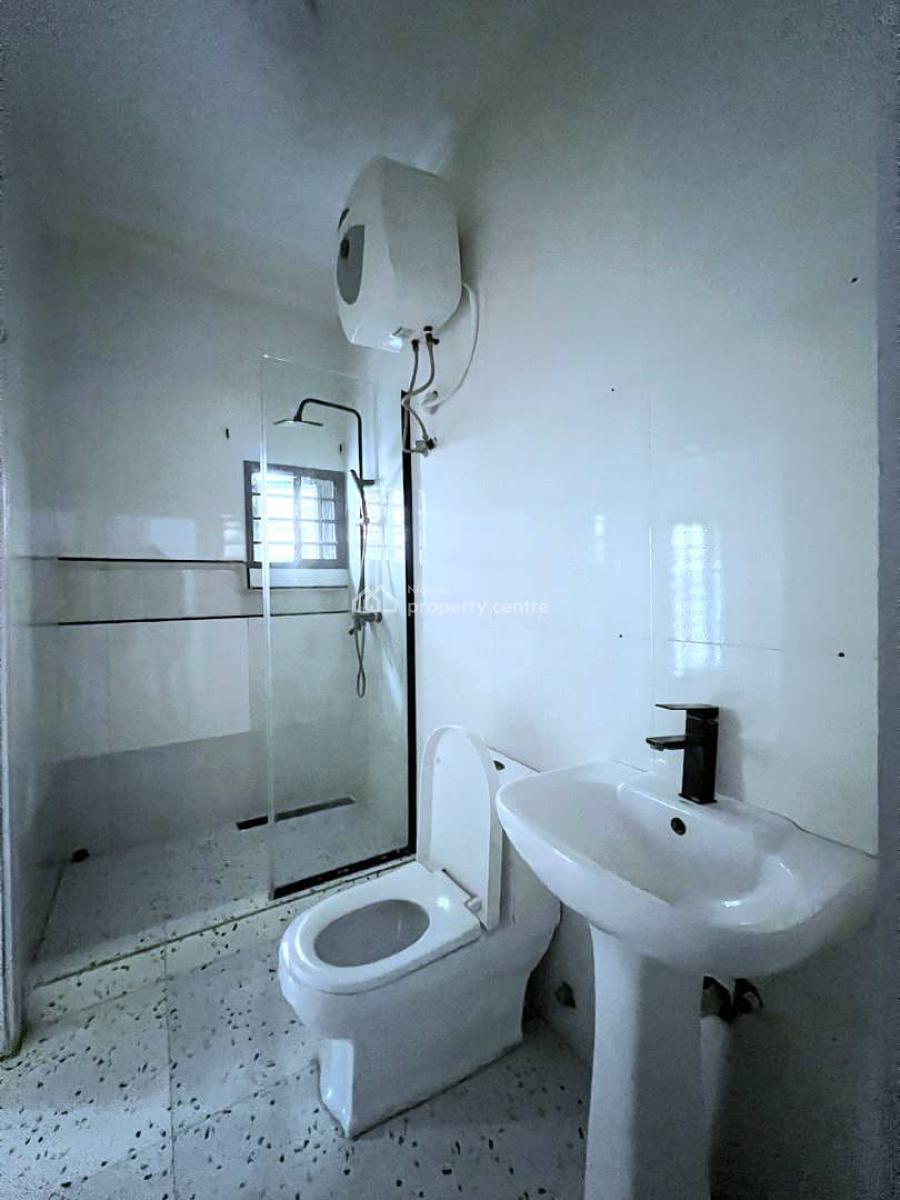 Modern 2-bedroom Apartment, Lekki Phase 1, Lekki, Lagos, Flat / Apartment for Rent