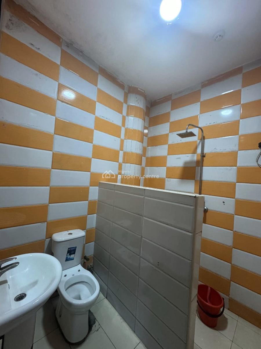 18 Rooms Hotel, New Gra, Port Harcourt, Rivers, Hotel / Guest House for Sale
