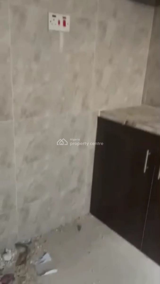 Brand New Specious 2-bedroom Flats, Akoka, Yaba, Lagos, Flat / Apartment for Rent