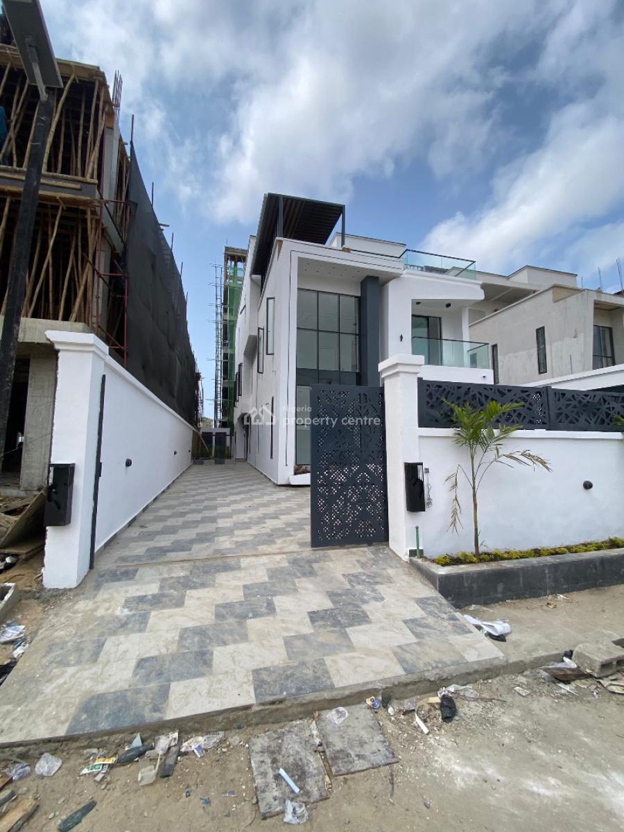 5 Bedroom Well Fitted Duplex with Bq, Lekki Phase 1, Lekki, Lagos, Terraced Duplex for Sale