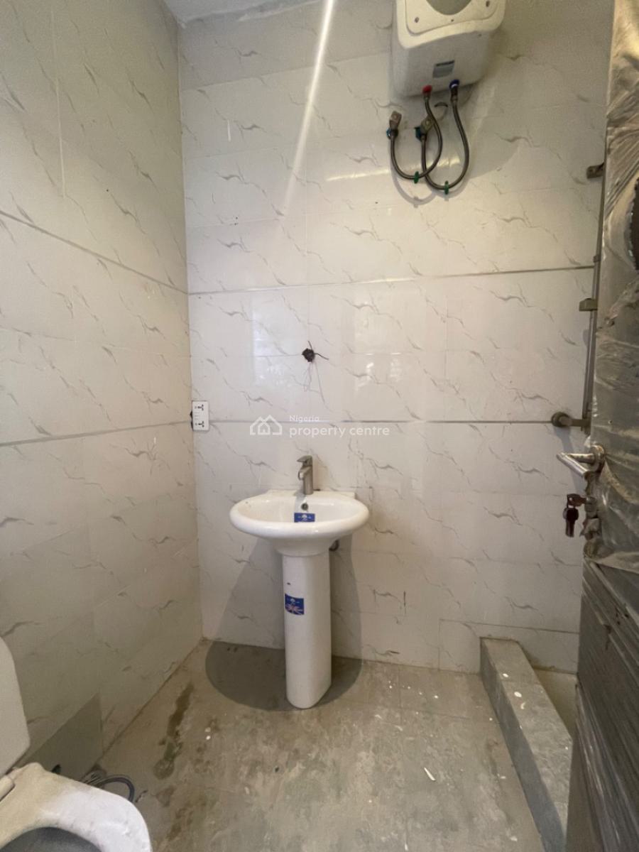 Studio Apartment, Ologolo, Lekki, Lagos, Flat / Apartment for Rent
