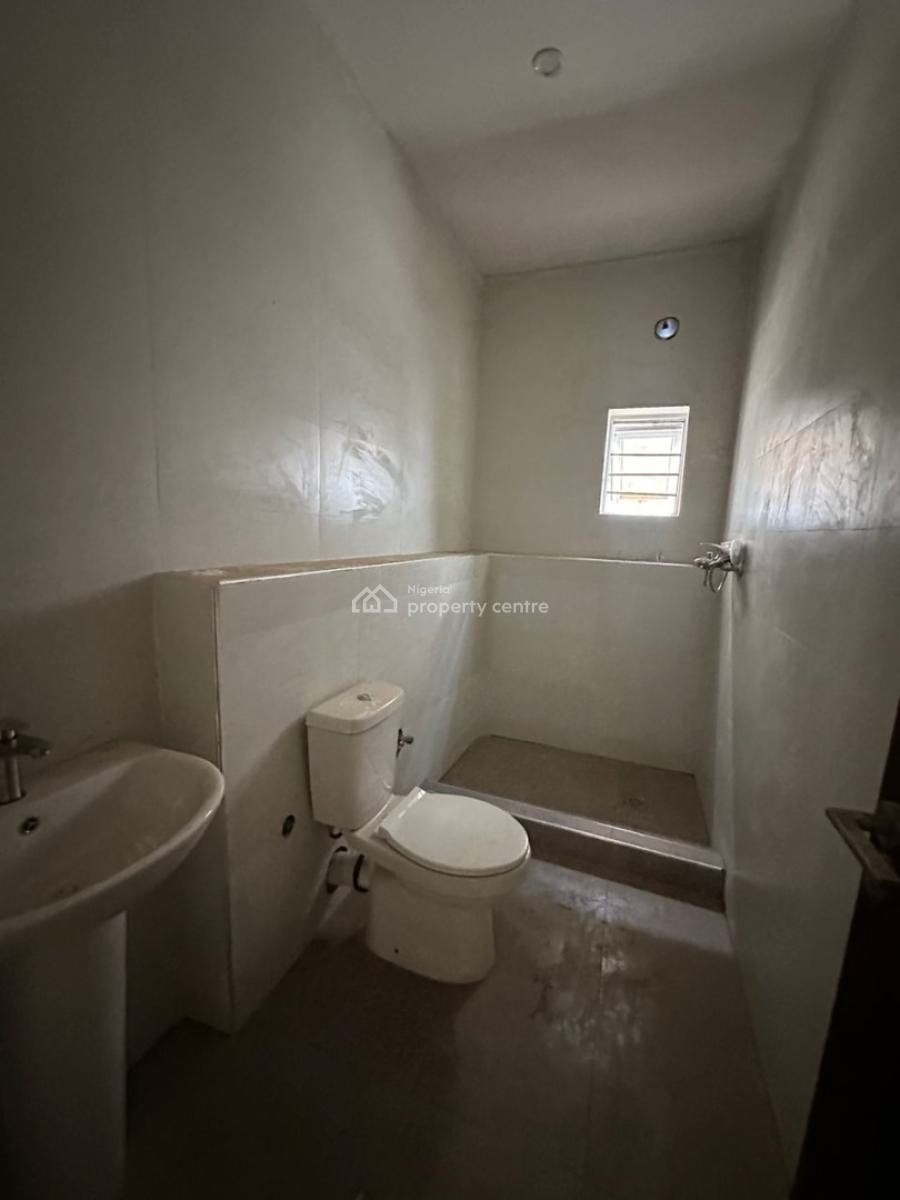 Massive and Elegant 4-bedroom Terraced Duplex + 1 Room Bq, Kukwaba, Abuja, Terraced Duplex for Sale