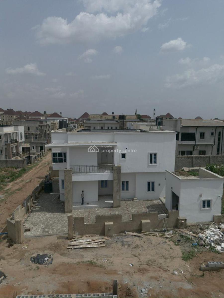 5 Bedroom Detached, Lugbe District, Abuja, Detached Duplex for Sale