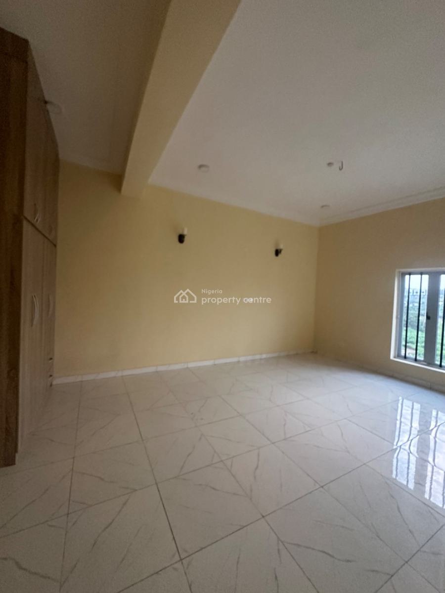 Luxury Spacious 5 Bedroom Duplex with Bq, Ebeano Close, Gaduwa, Abuja, Terraced Duplex for Sale