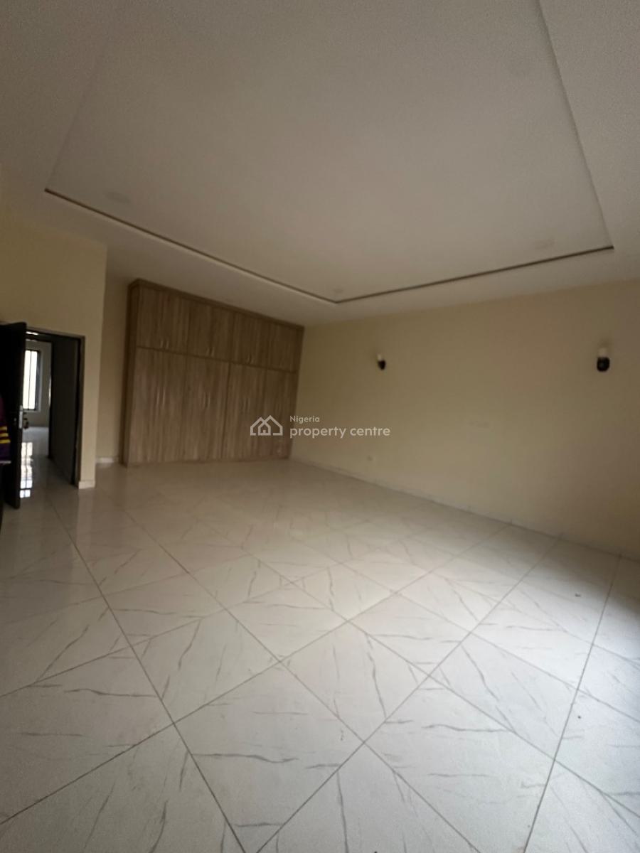 Luxury Spacious 5 Bedroom Duplex with Bq, Ebeano Close, Gaduwa, Abuja, Terraced Duplex for Sale