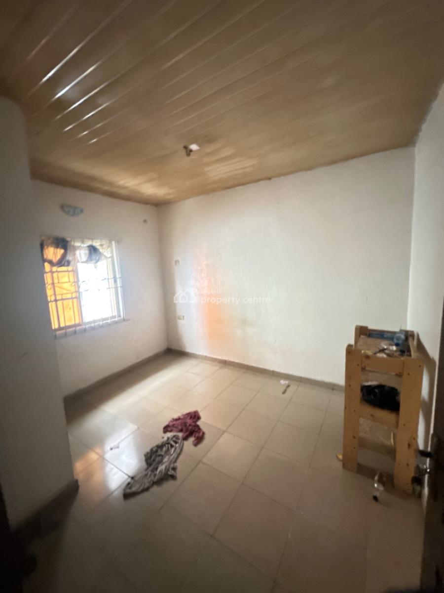 Wide 2 Bedroom Apartment with Balcony, Chisco, Ikate, Lekki, Lagos, Flat / Apartment for Rent