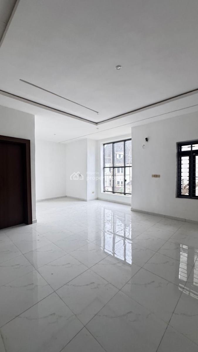 6 Bedrooms Detached Duplex, Karsana, Abuja, Detached Duplex for Sale