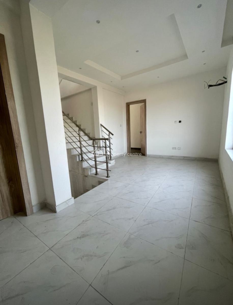 Exquisite 4 Bedrooms Terraced Duplex, Lekki Phase 1, Lekki, Lagos, Terraced Duplex for Sale