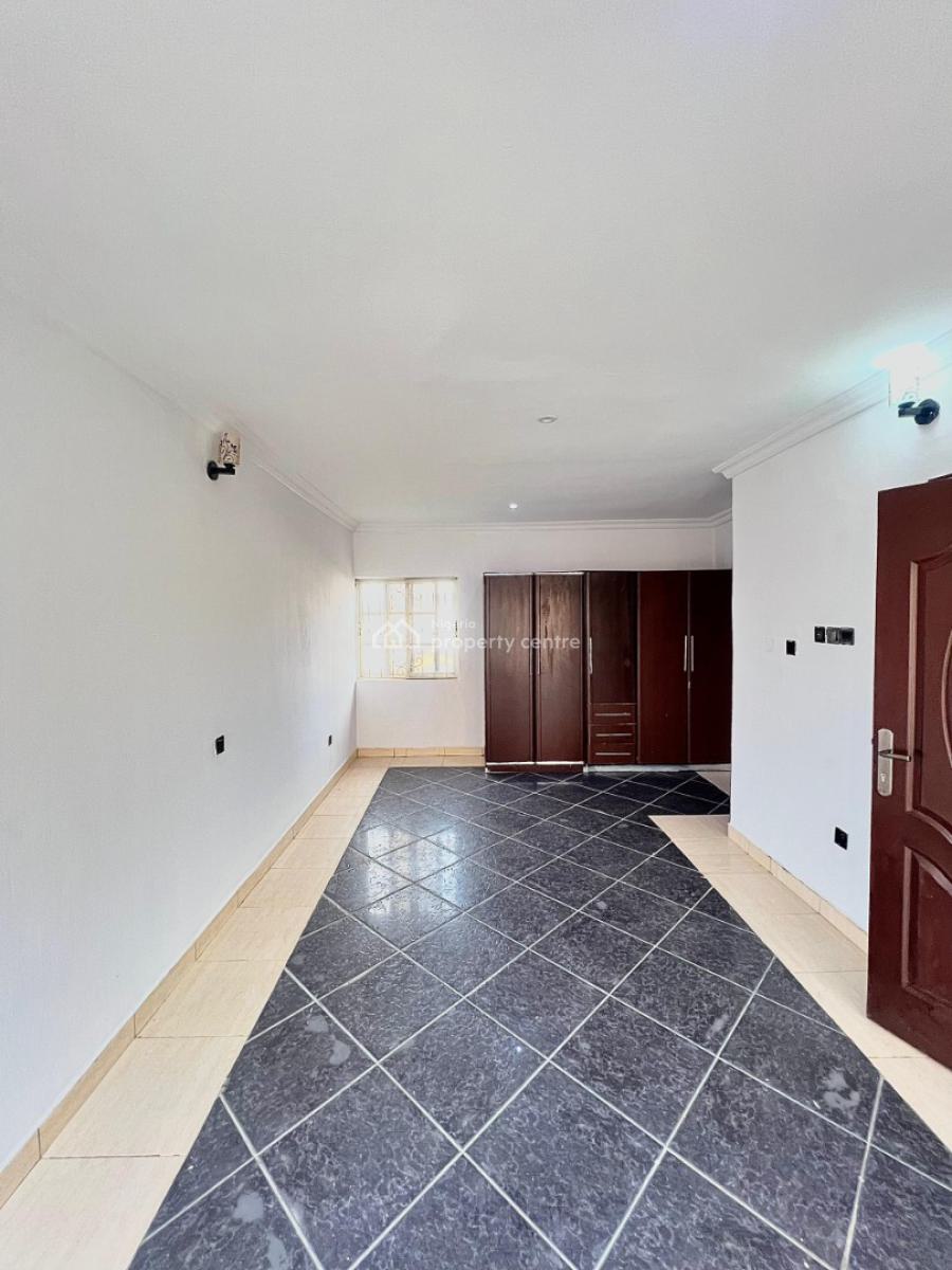 4 Bedrooms Terrace with Bq in a Secured Estate, Lekki Phase 1, Lekki, Lagos, Terraced Duplex for Rent