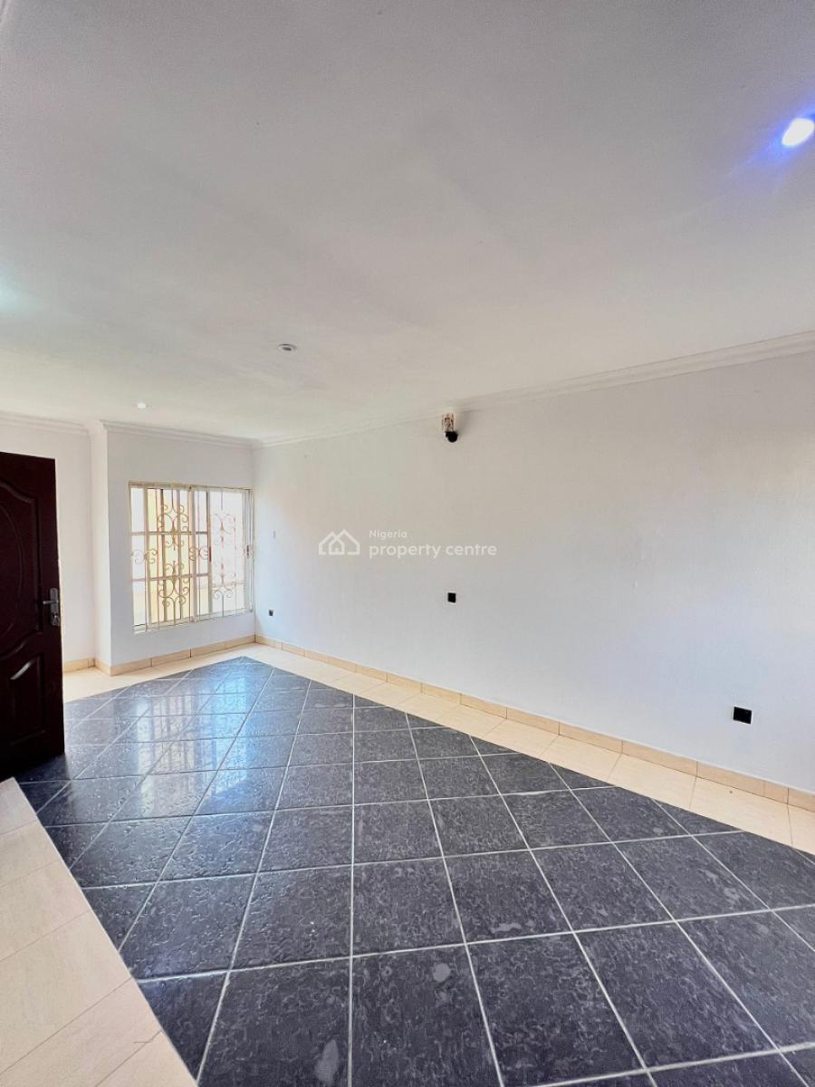 4 Bedrooms Terrace with Bq in a Secured Estate, Lekki Phase 1, Lekki, Lagos, Terraced Duplex for Rent
