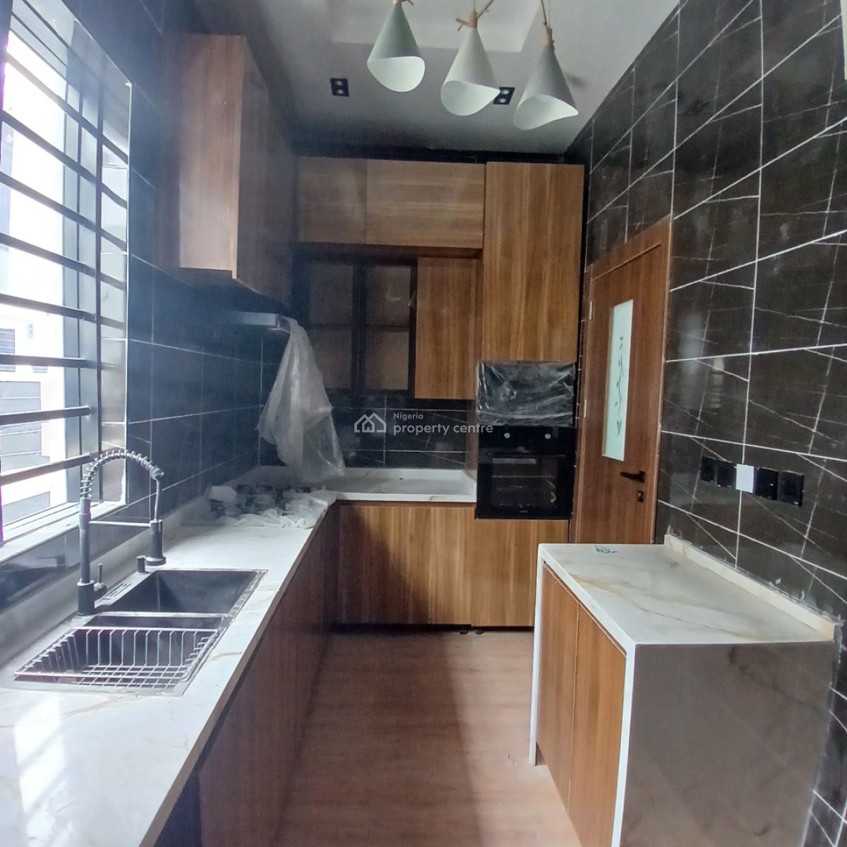 Neatly Built 4 Bedrooms Semi-detached Duplex with Bq, Ikota, Lekki, Lagos, Semi-detached Duplex for Sale