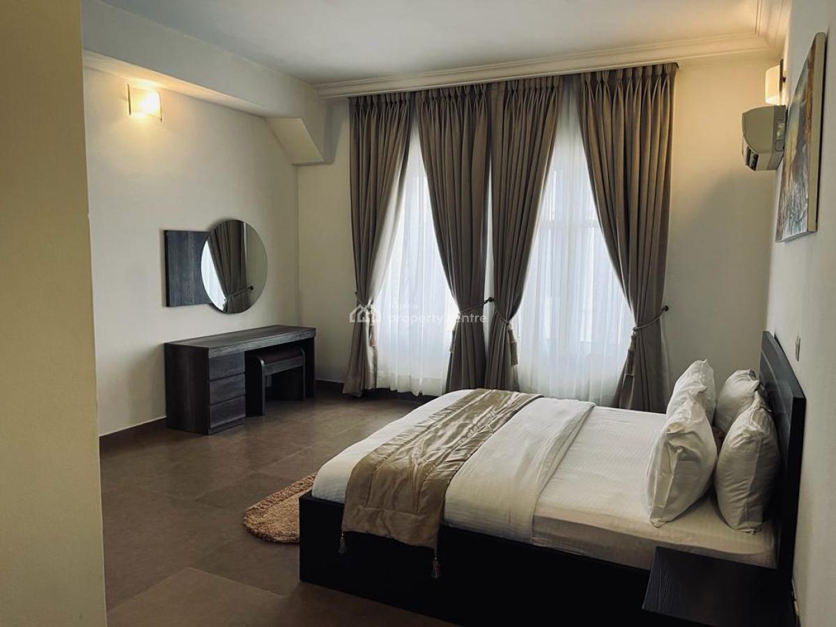Spacious 3-bedroom Townhouse, Lekki Phase 1, Lekki, Lagos, Flat / Apartment for Rent