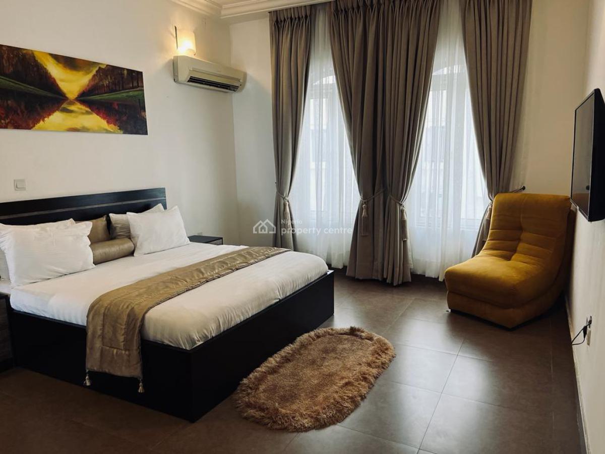 Spacious 3-bedroom Townhouse, Lekki Phase 1, Lekki, Lagos, Flat / Apartment for Rent