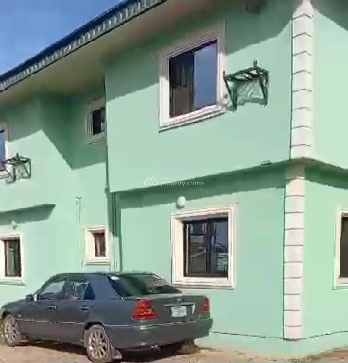 12 Flats of 3 Bedrooms Each 100ft By 200ft Land, Trade Fair Road, Off Ekehuan Road, Benin City, Benin, Oredo, Edo, Block of Flats for Sale