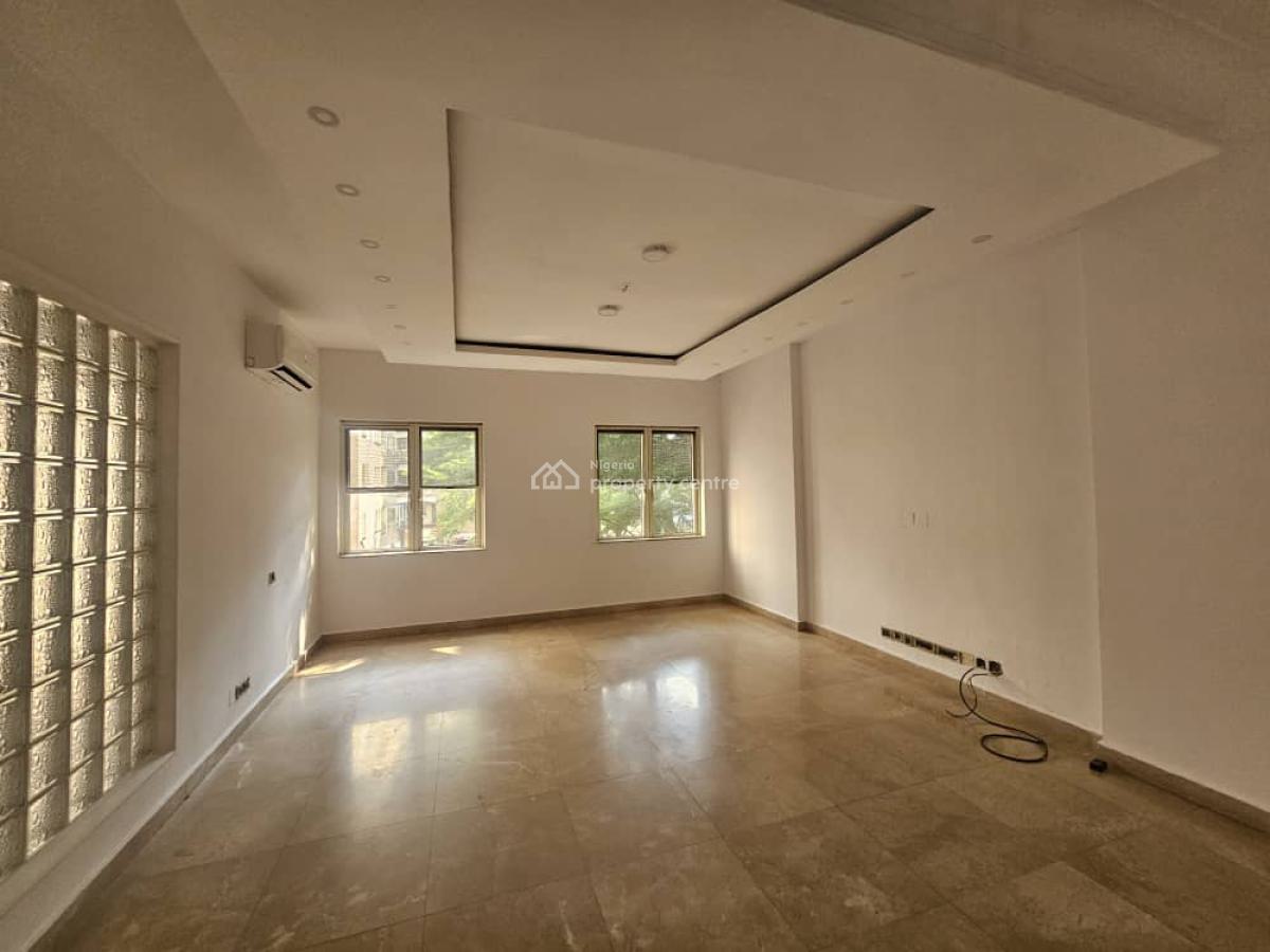 Luxury 3 Bedroom Apartment with Bq, Swimming Pool,gym,lawn Tennis Cour, Off Gerrard Road, Old Ikoyi, Ikoyi, Lagos, Flat / Apartment for Rent