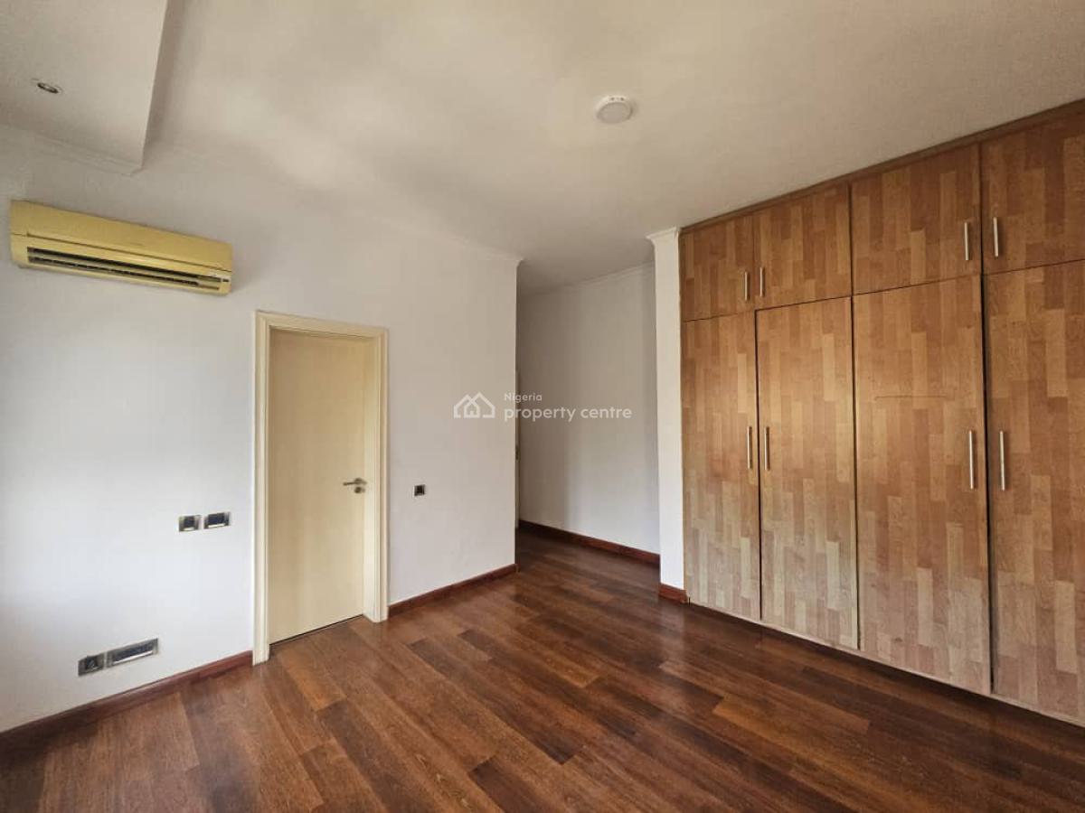 Luxury 3 Bedroom Apartment with Bq, Swimming Pool,gym,lawn Tennis Cour, Off Gerrard Road, Old Ikoyi, Ikoyi, Lagos, Flat / Apartment for Rent