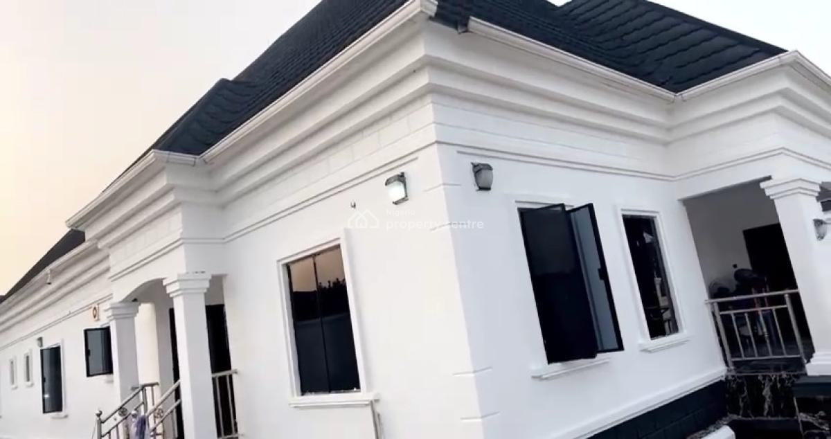 5 Masters Bedrooms Bungalow on 100ft By 100ft Land, Obagie Nevbosa Community, Sapele Road, Benin City, Oredo, Edo, Terraced Bungalow for Sale