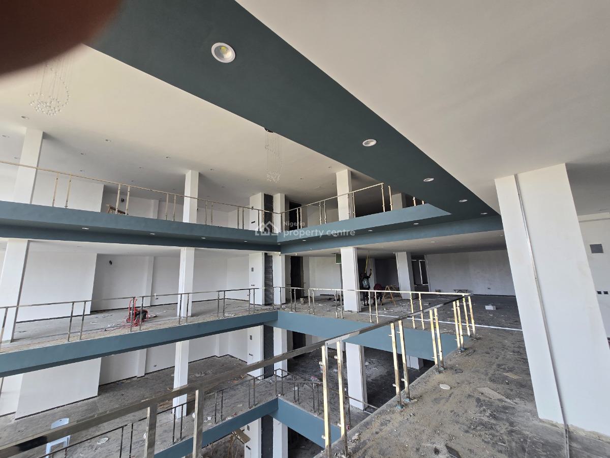 Newly Built Spacious Shops Space, Admiralty Way, Lekki Phase 1, Lekki, Lagos, Shop for Rent