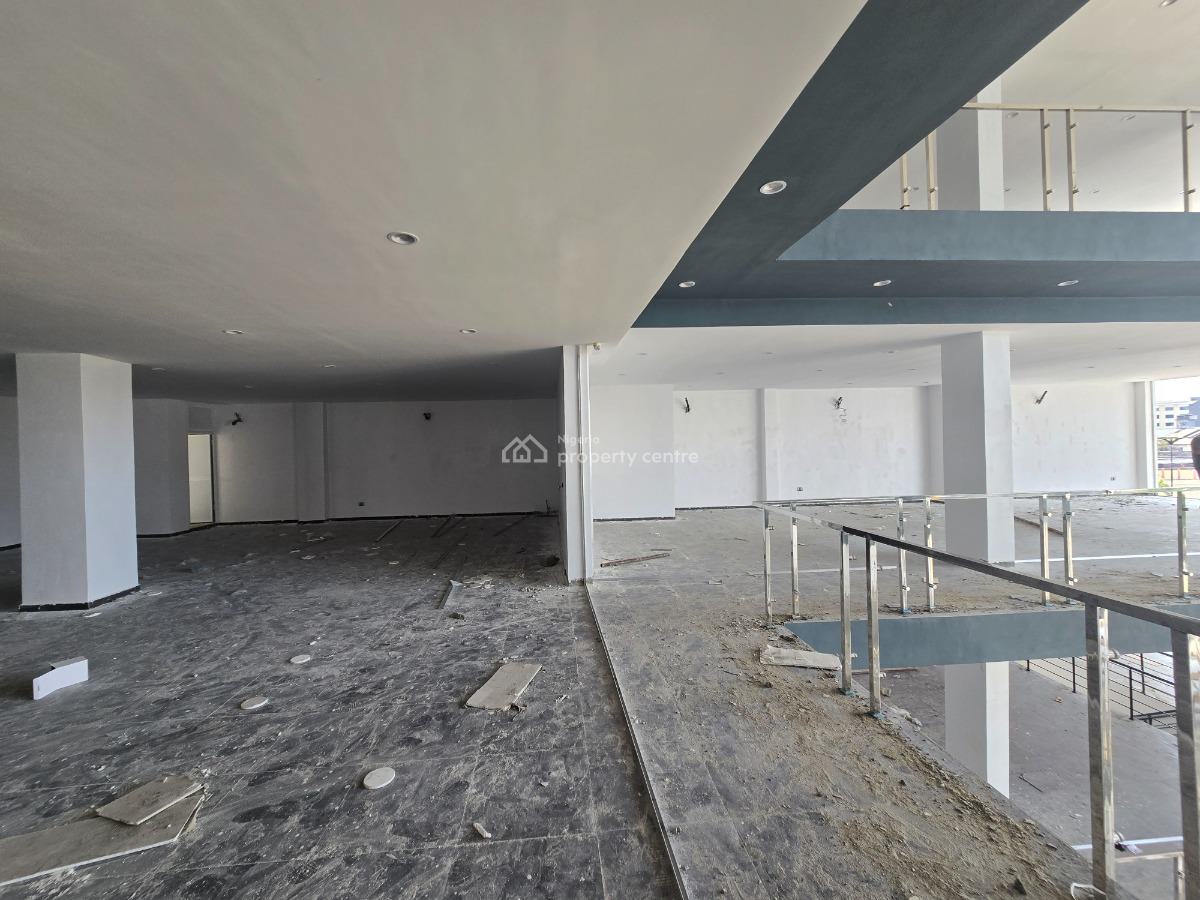 Newly Built Spacious Shops Space, Admiralty Way, Lekki Phase 1, Lekki, Lagos, Shop for Rent