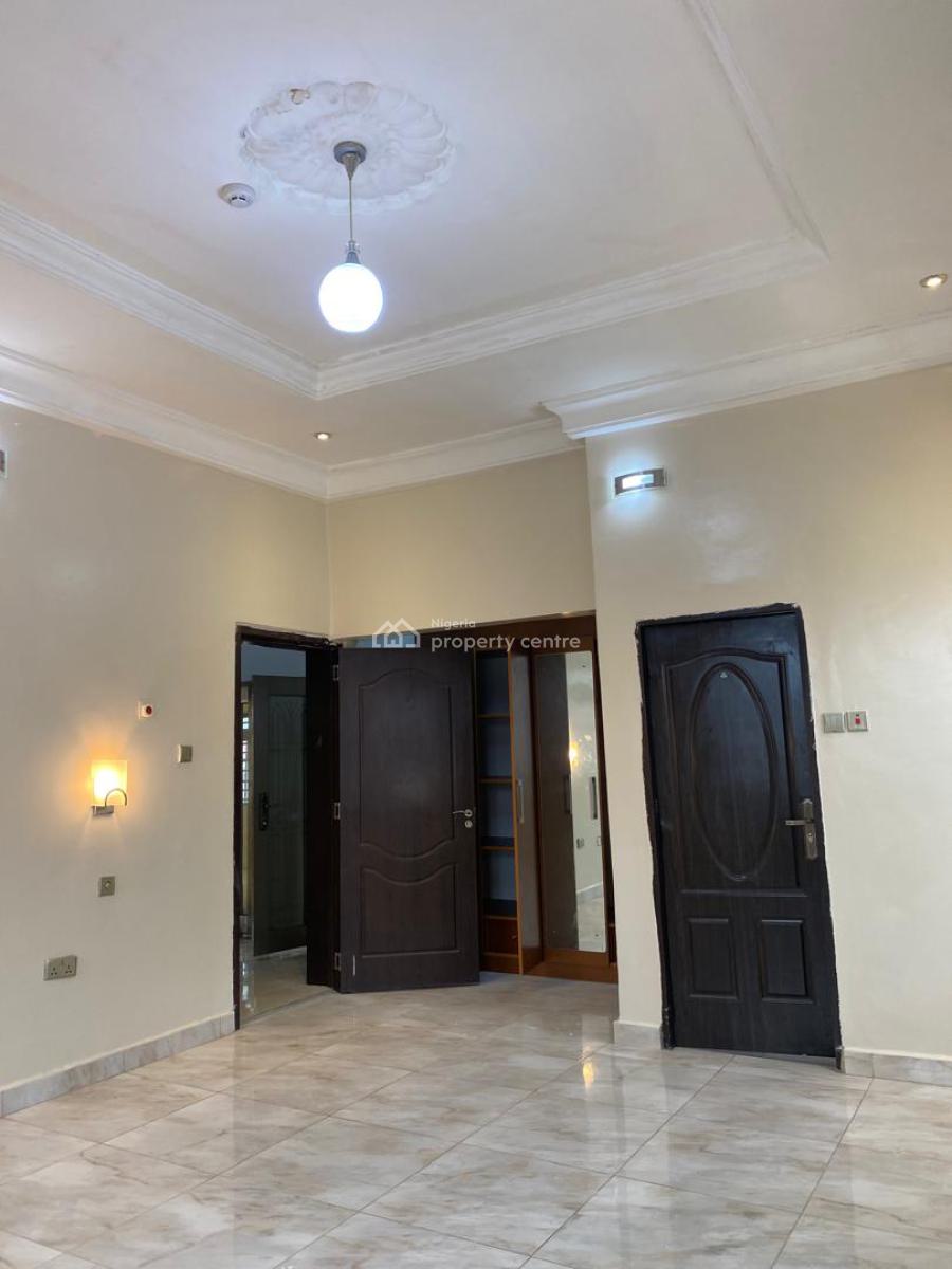 Spacious 5-bedroom Detached House with Bq in a Quiet Estate, Katampe, Abuja, Detached Duplex for Rent