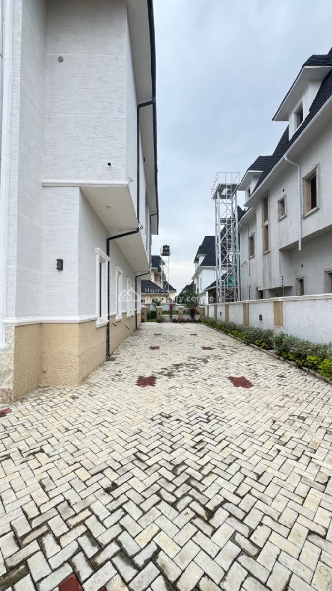 7 Bedroom Detached Duplex, Karsana, Abuja, Detached Duplex for Sale