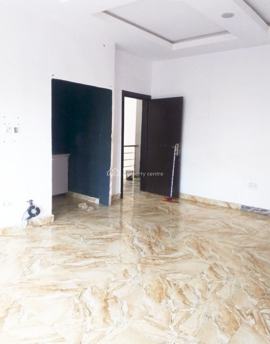 Nice and Standard Self Contain with Kitchen, Chevy View, Chevron, Lekki Expressway, Lekki, Lagos, Self Contain (single Rooms) for Rent