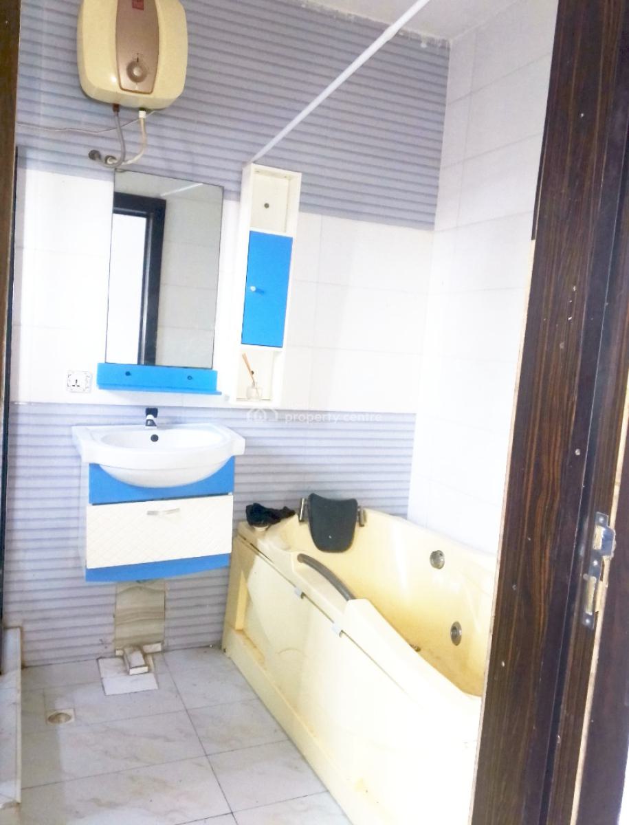 Nice and Standard Self Contain with Kitchen, Chevy View, Chevron, Lekki Expressway, Lekki, Lagos, Self Contain (single Rooms) for Rent