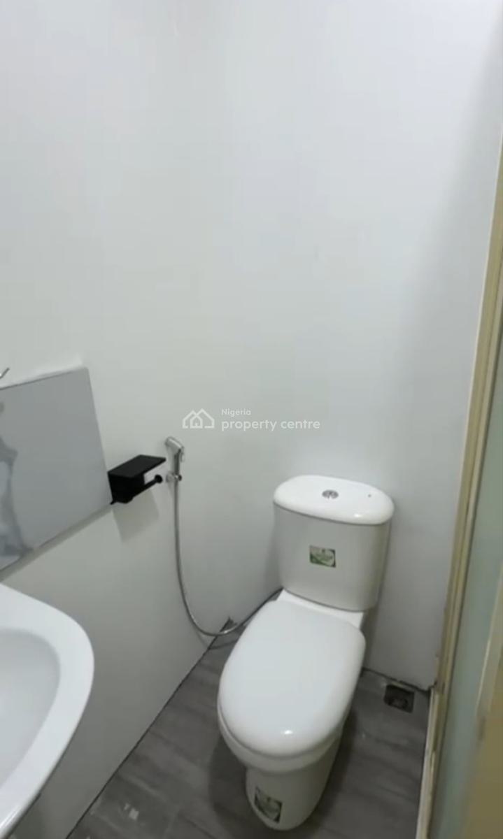 Furnished & Serviced Miniflat Available, Lekki Phase 1, Lekki, Lagos, Mini Flat (room and Parlour) for Rent