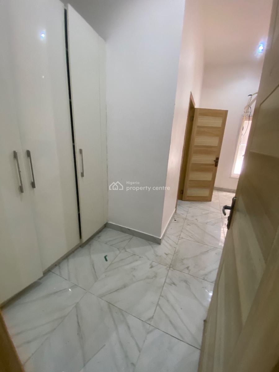 Luxury 1 Bedroom Apartment, Lekki Right, Lekki Phase 1, Lekki, Lagos, Mini Flat (room and Parlour) for Rent