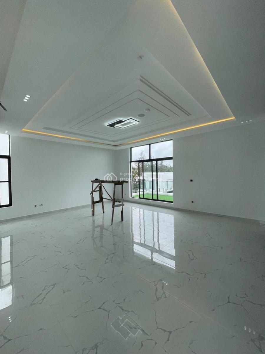 5 Bedroom Fully Detached Duplex with Bq, Ikota, Lekki, Lagos, Detached Duplex for Sale