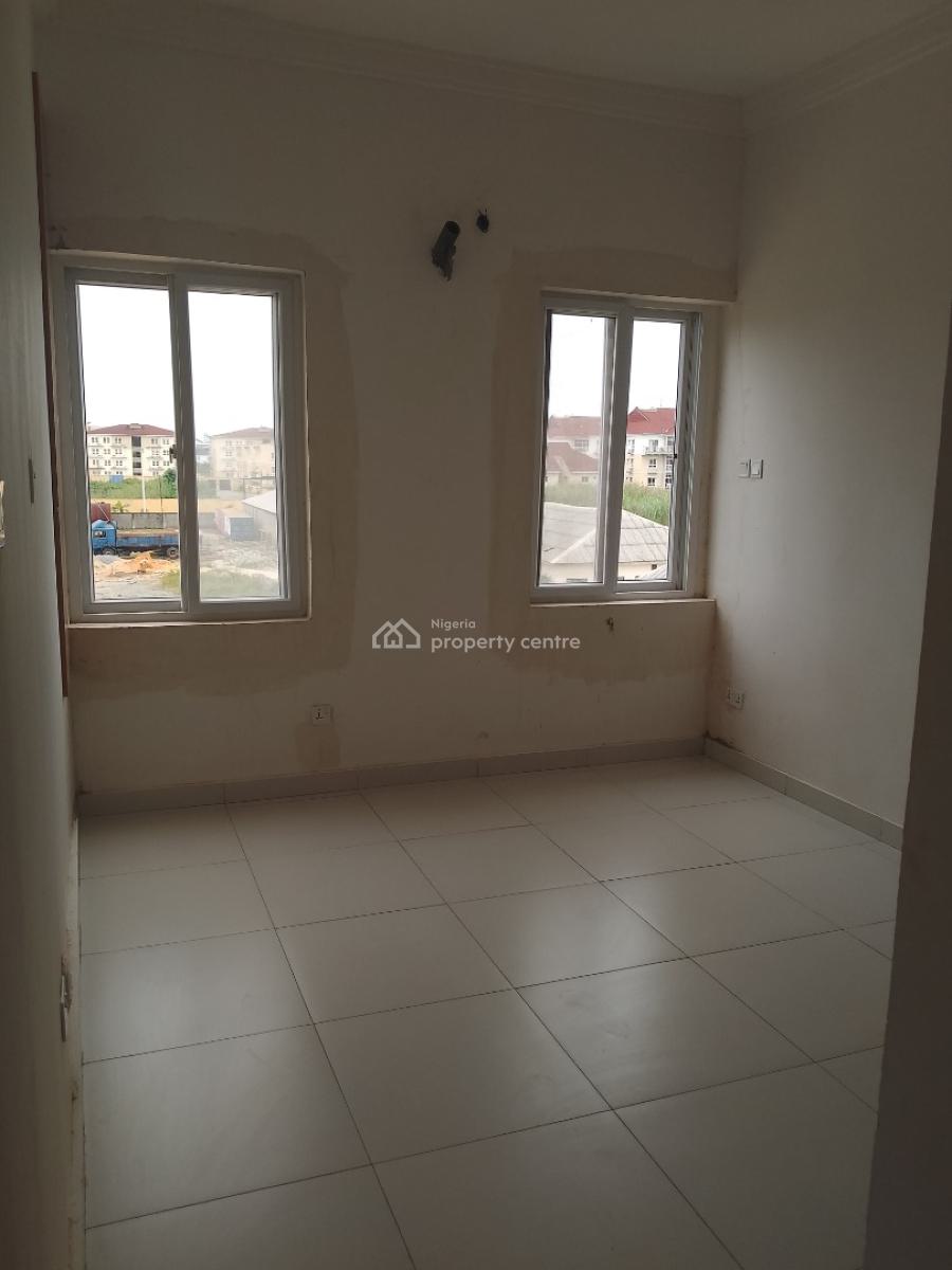 3 Bedroom with Waterfront, Jakande, Lekki, Lagos, Flat / Apartment for Sale