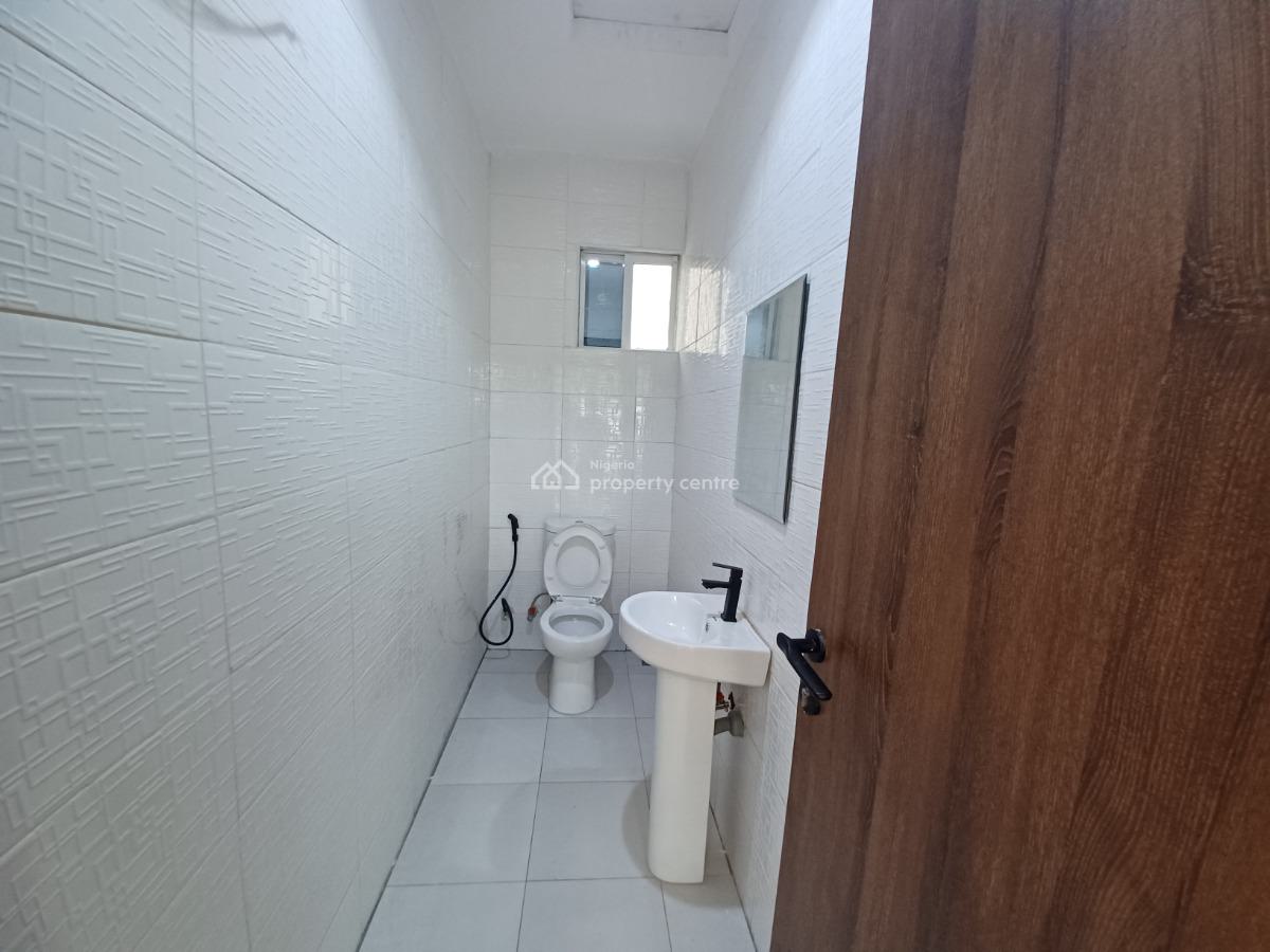 New Serviced 2-bedroom Rooftop Apartment with Its Private Pool, Pakali Close, Wuse 2, Abuja, Flat / Apartment for Rent