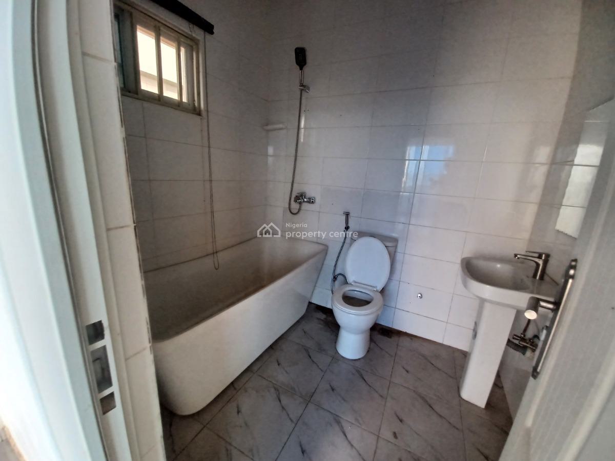 Spacious Serviced 2-bedroom Apartment with a General Pool, Pakali Close, Wuse 2, Abuja, Flat / Apartment for Rent