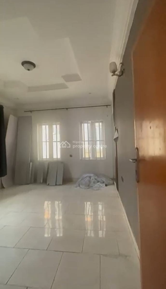 2 Bed Apartment in a Secured Estate (video Available), Osapa, Lekki, Lagos, Flat / Apartment for Rent