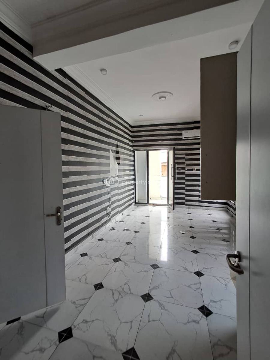 Luxurious 2-bedroom Apartment with Acs and Inverter, Orchid Road, Lekki, Lagos, Flat / Apartment for Rent