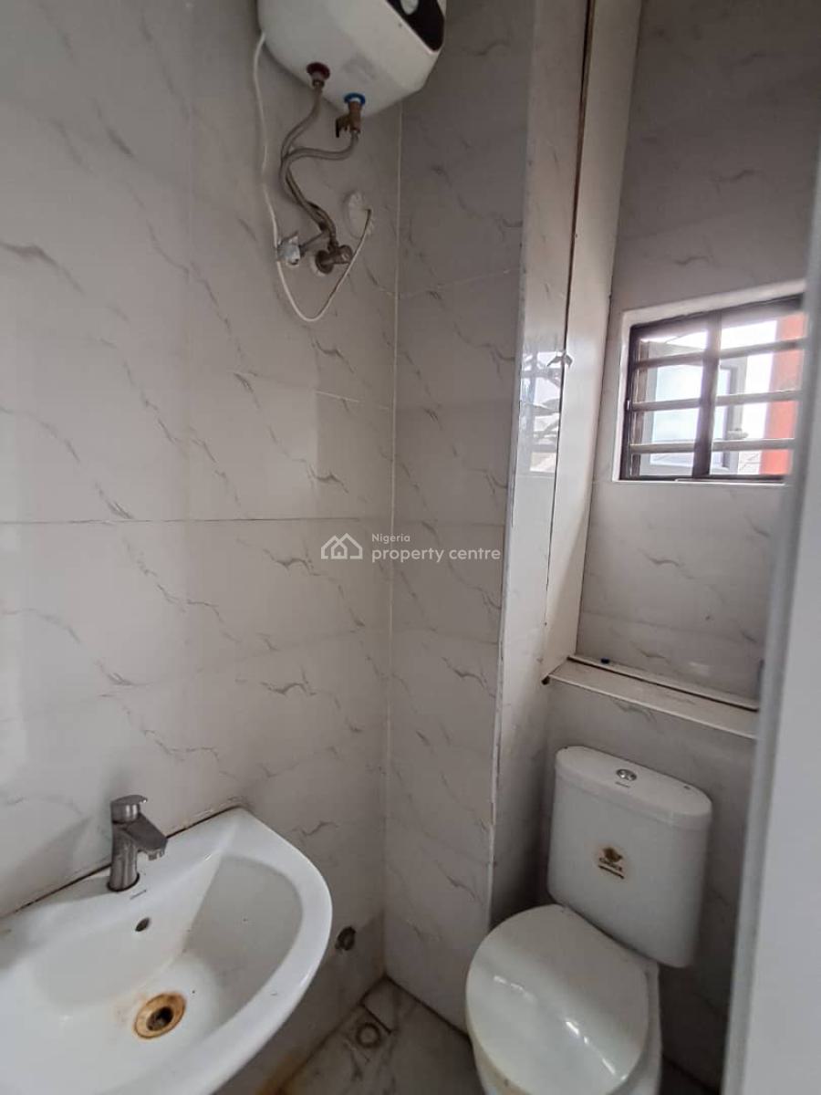 Luxurious 2-bedroom Apartment with Acs and Inverter, Orchid Road, Lekki, Lagos, Flat / Apartment for Rent
