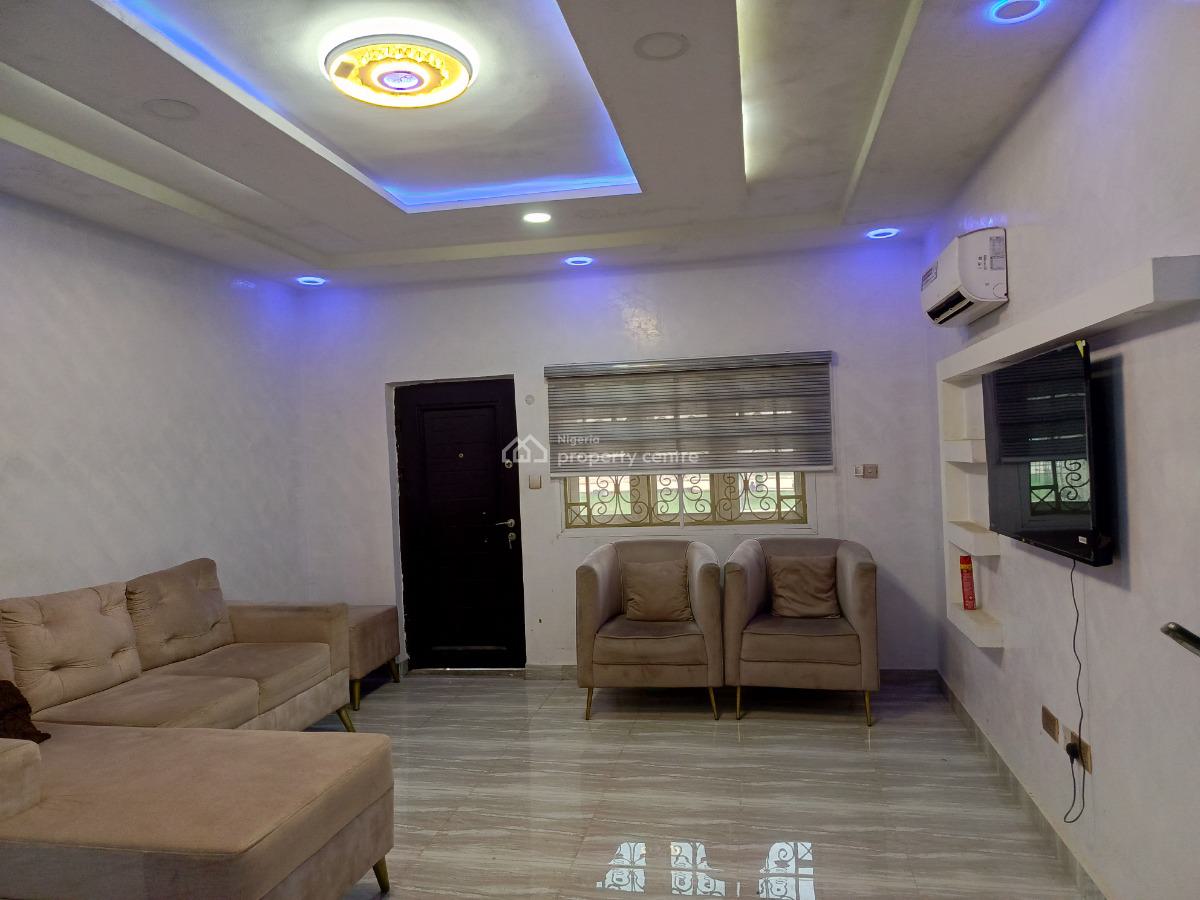 Luxury Furnished 2 Bedroom with Bq in an Estate, Utako, Abuja, Flat / Apartment for Rent