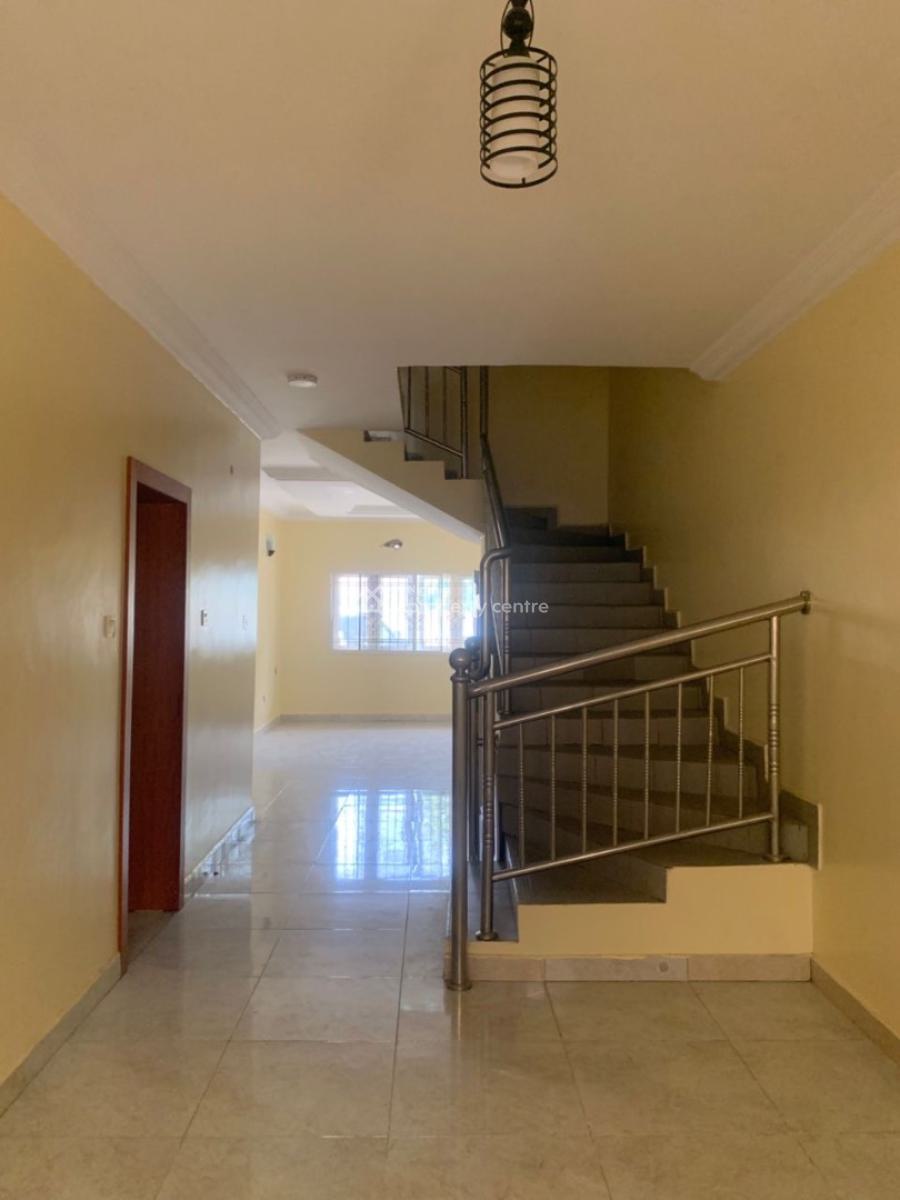 Spacious Serviced 3 Bedroom Terrace Duplex with Bq, Off Admiralty Way, Lekki Phase 1, Lekki, Lagos, Terraced Duplex for Rent