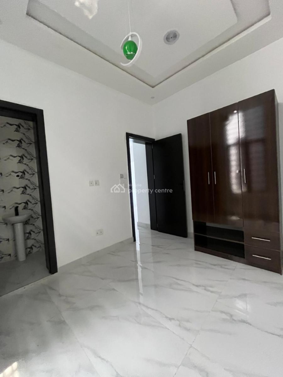 4 Bedroom Semi Detached Duplex, Chevron , Lekki , Lagos, Nigeria, Lekki, Lagos, Semi-detached Duplex for Sale