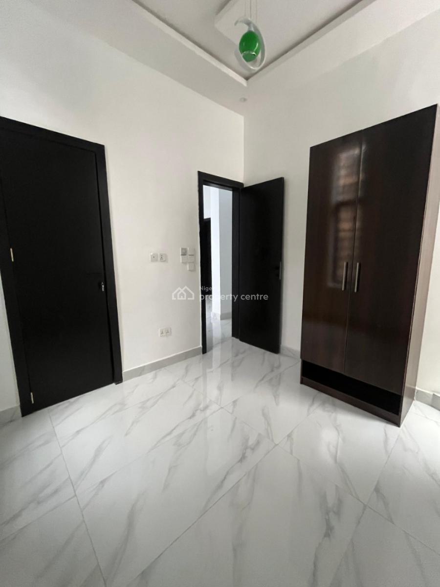 4 Bedroom Semi Detached Duplex, Chevron , Lekki , Lagos, Nigeria, Lekki, Lagos, Semi-detached Duplex for Sale