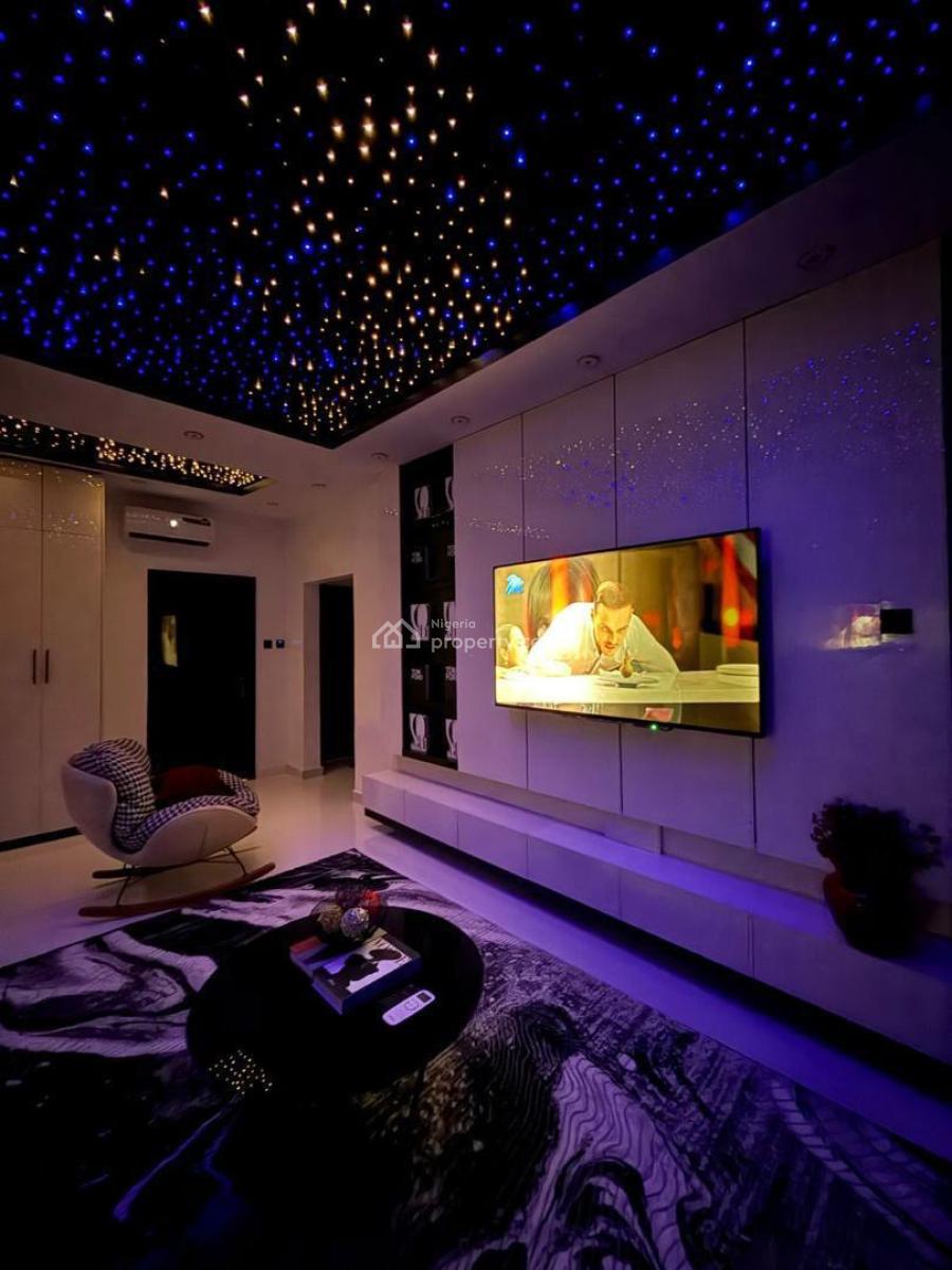 Deluxe Max 1bed Apartment with a Private Cinema &bathub in Chrvron, Chevron ,lekki ,lagos ,nigeria, Lekki, Lagos, Mini Flat (room and Parlour) Short Let