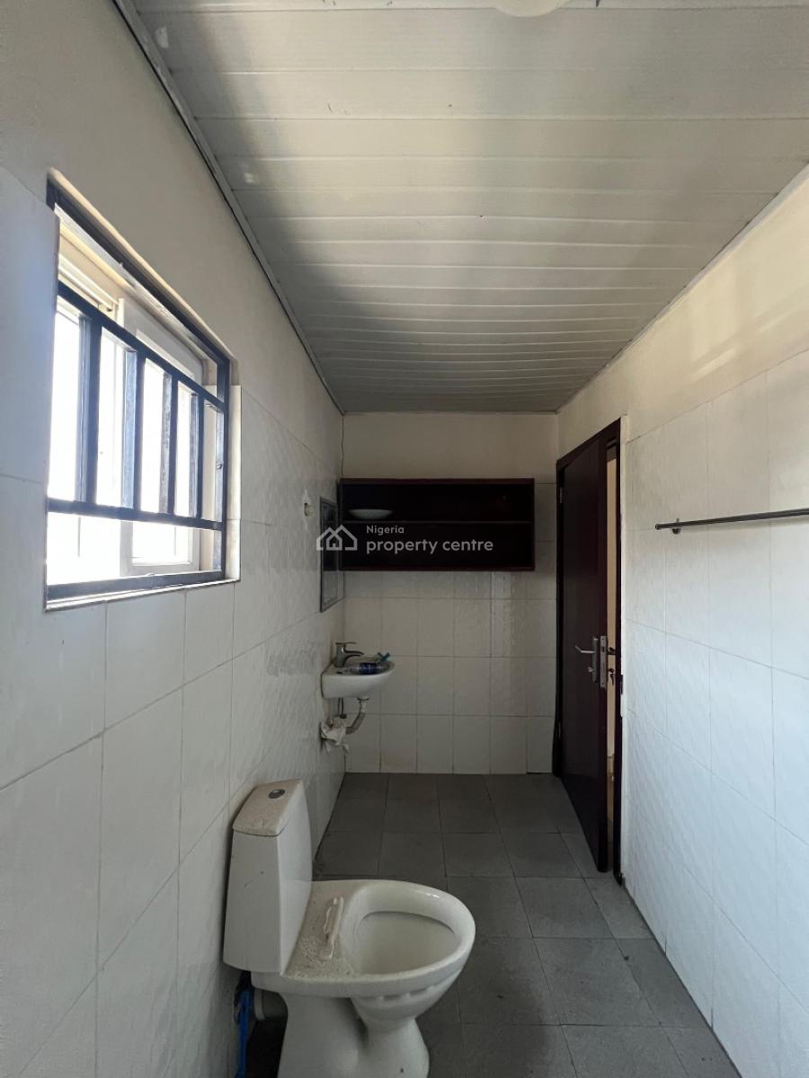 4 Bedroom Well Maintained Bungalow on 2 Floors with a Large Bq & Compound, Sangotedo, Ajah, Lagos, Terraced Duplex for Sale