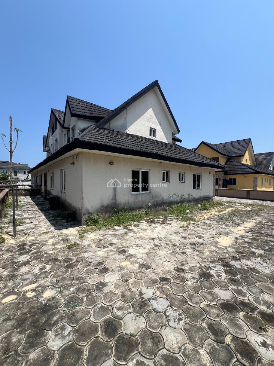 4 Bedroom Well Maintained Bungalow on 2 Floors with a Large Bq & Compound, Sangotedo, Ajah, Lagos, Terraced Duplex for Sale